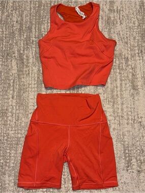 LuluLemon Salmon Set